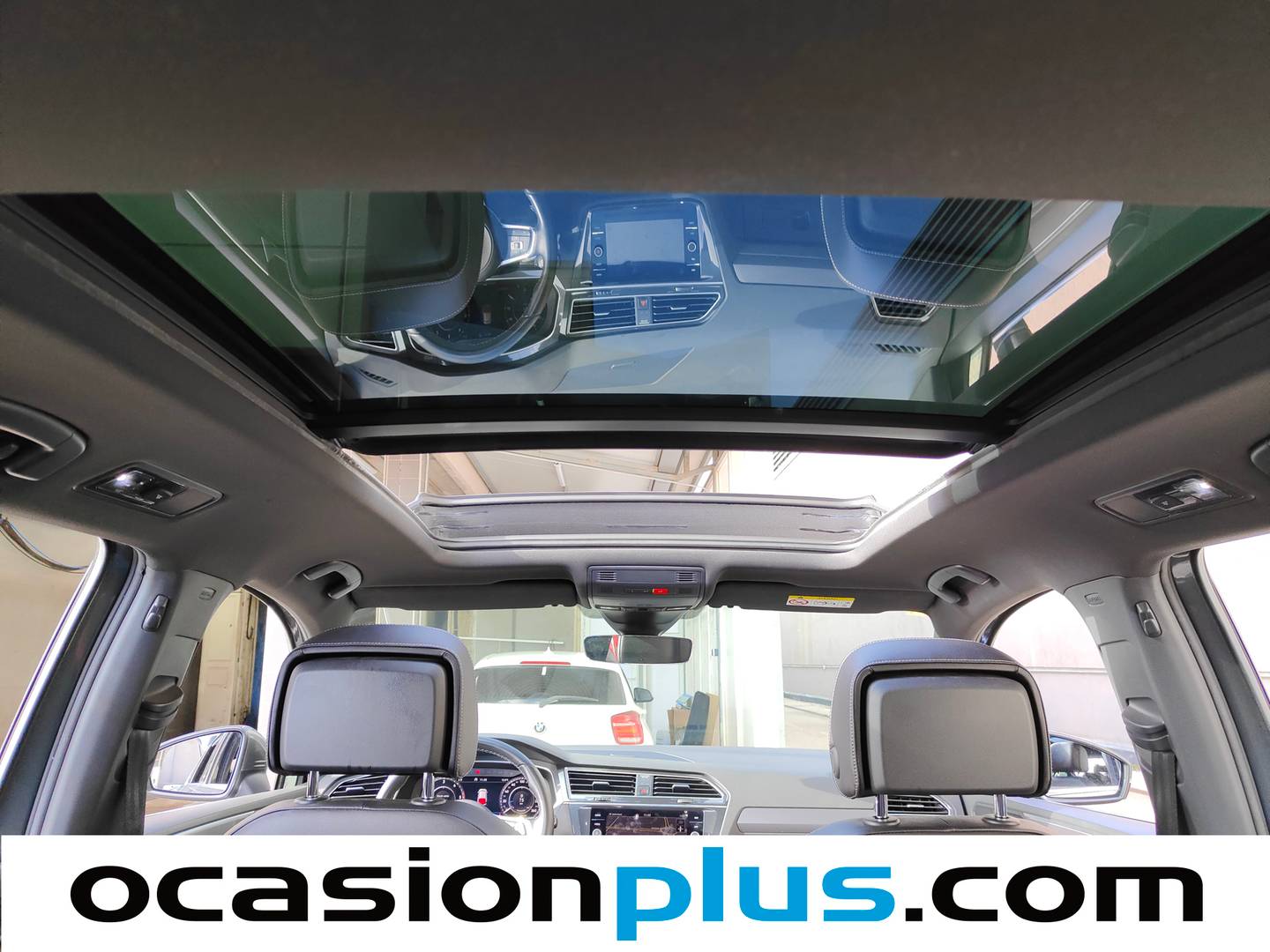 Foto Volkswagen Tiguan Volkswagen Tiguan Sport 2.0 TDI (150 CV) DSG R-Line