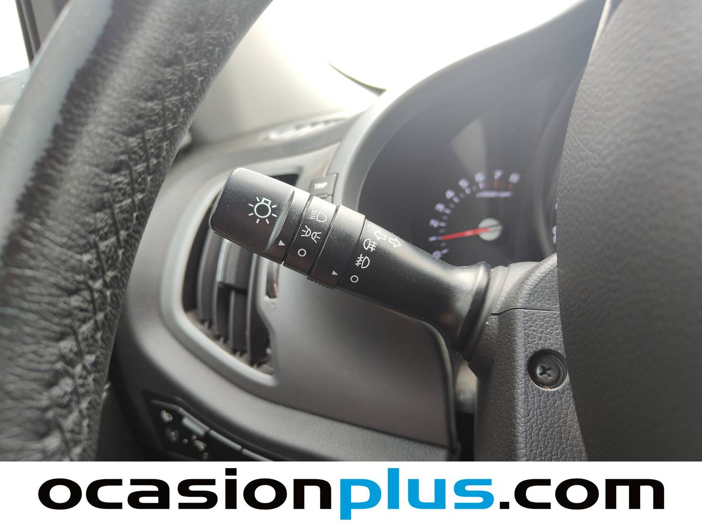 Extras y acabados del KIA Sportage KIA Sportage 1.6 GDI Concept 4x2 (135 CV)