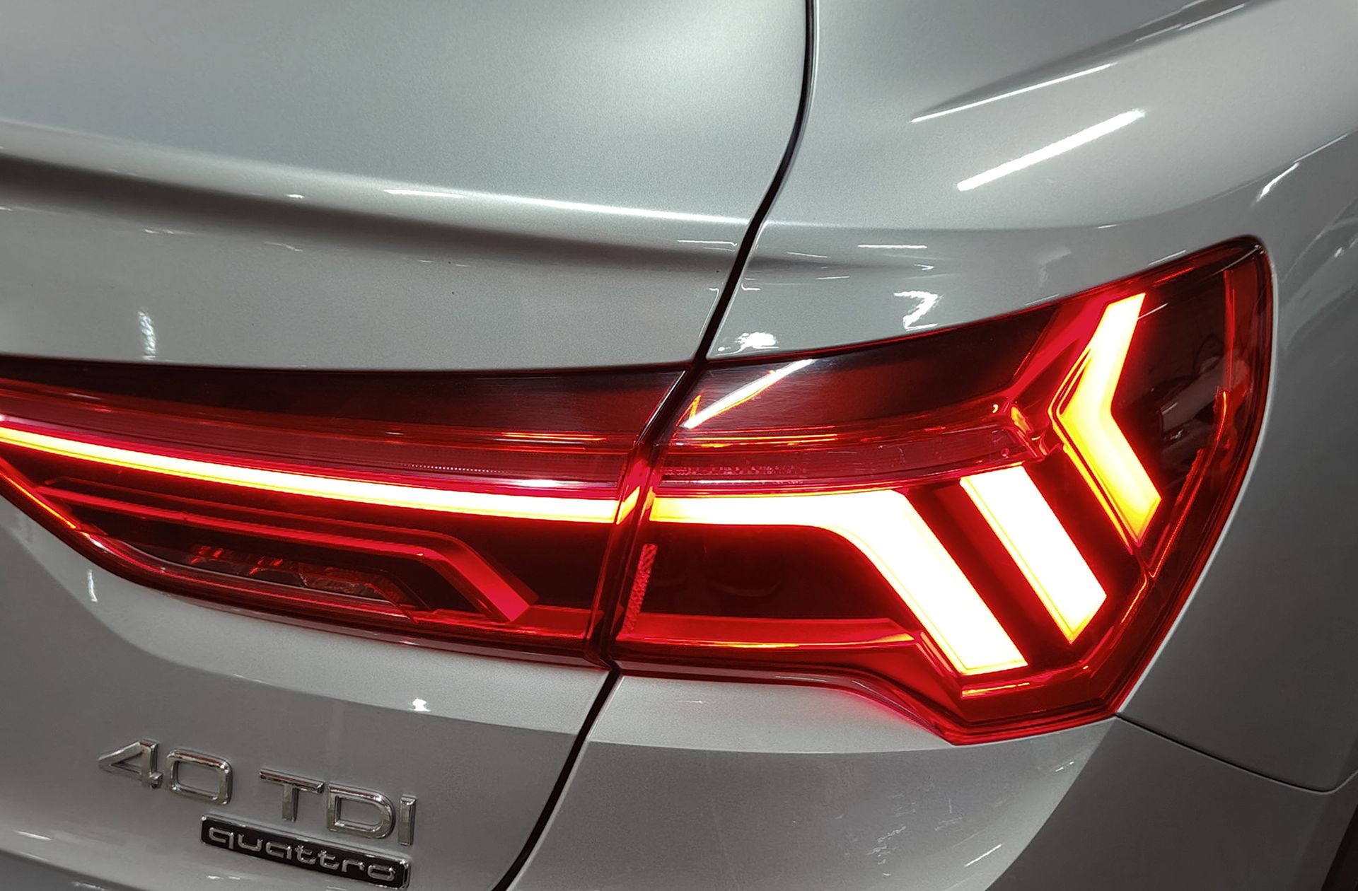 Audi Q3 Advanced 40 TDI quattro S tronic - foto 17