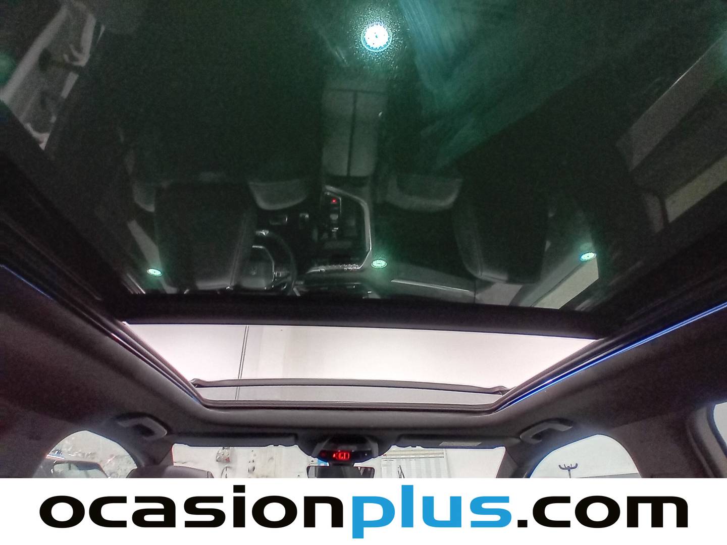 Extras y acabados del Peugeot 3008 Peugeot 3008 PureTech 130 S&S GT EAT8 (130 CV)