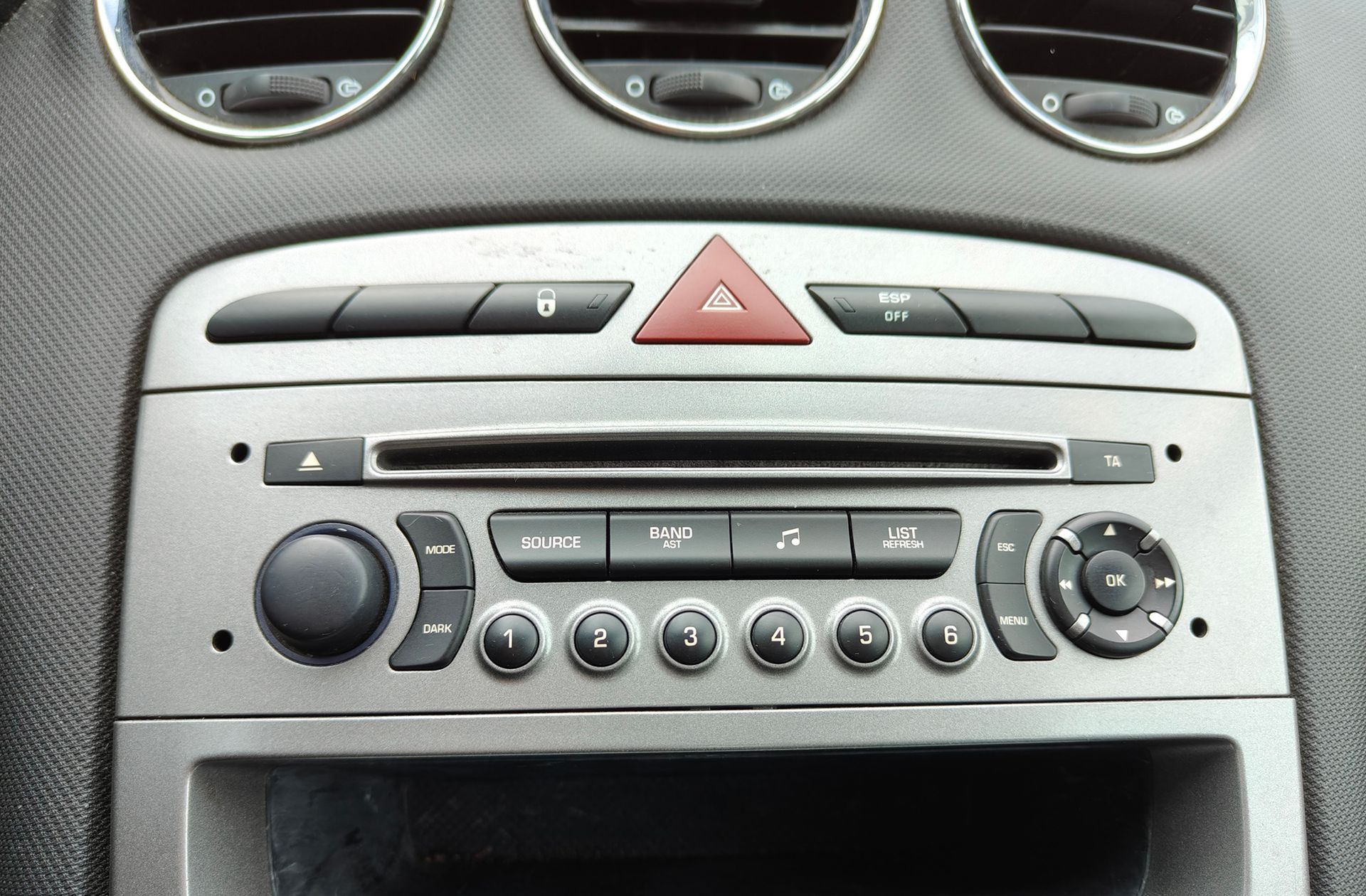 Peugeot 308 SW SW 1.6 e-HDI Access FAP - foto 24