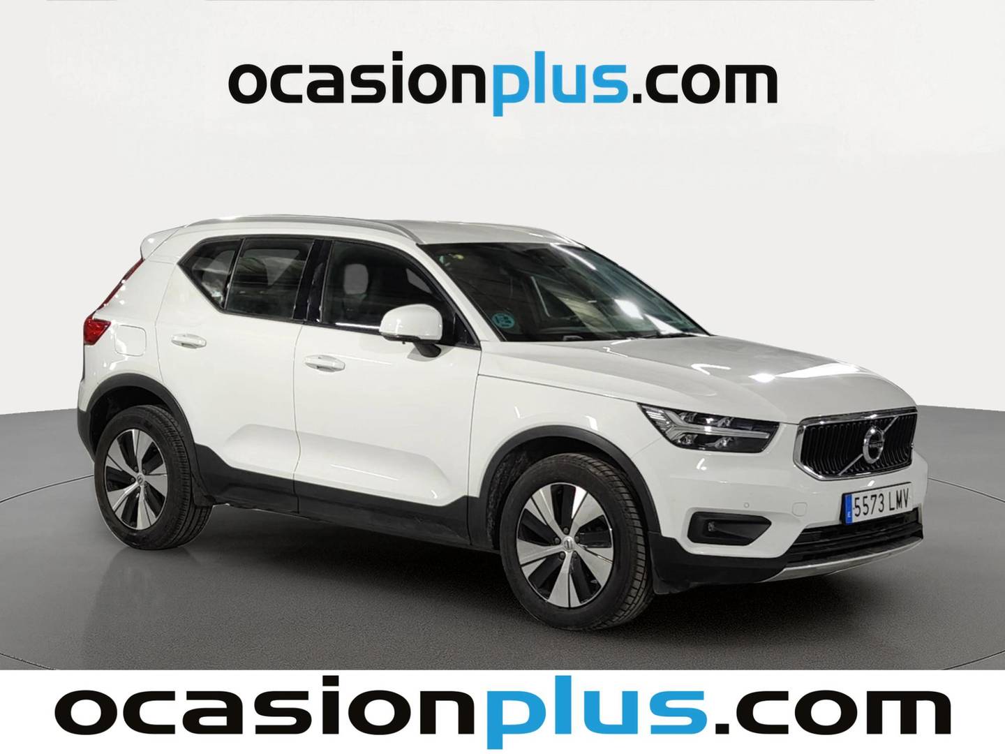 Foto delantera Volvo XC40 Volvo XC40 T3 Momentum Pro Auto (163 CV) derecha