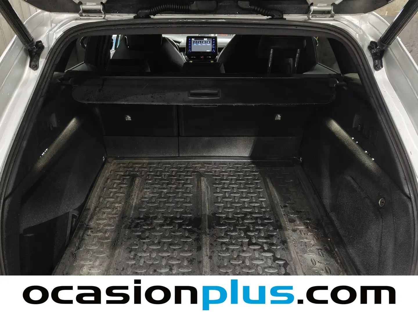 Foto Toyota Corolla Toyota Corolla Touring Sports 180H Style E-CVT (180 CV)