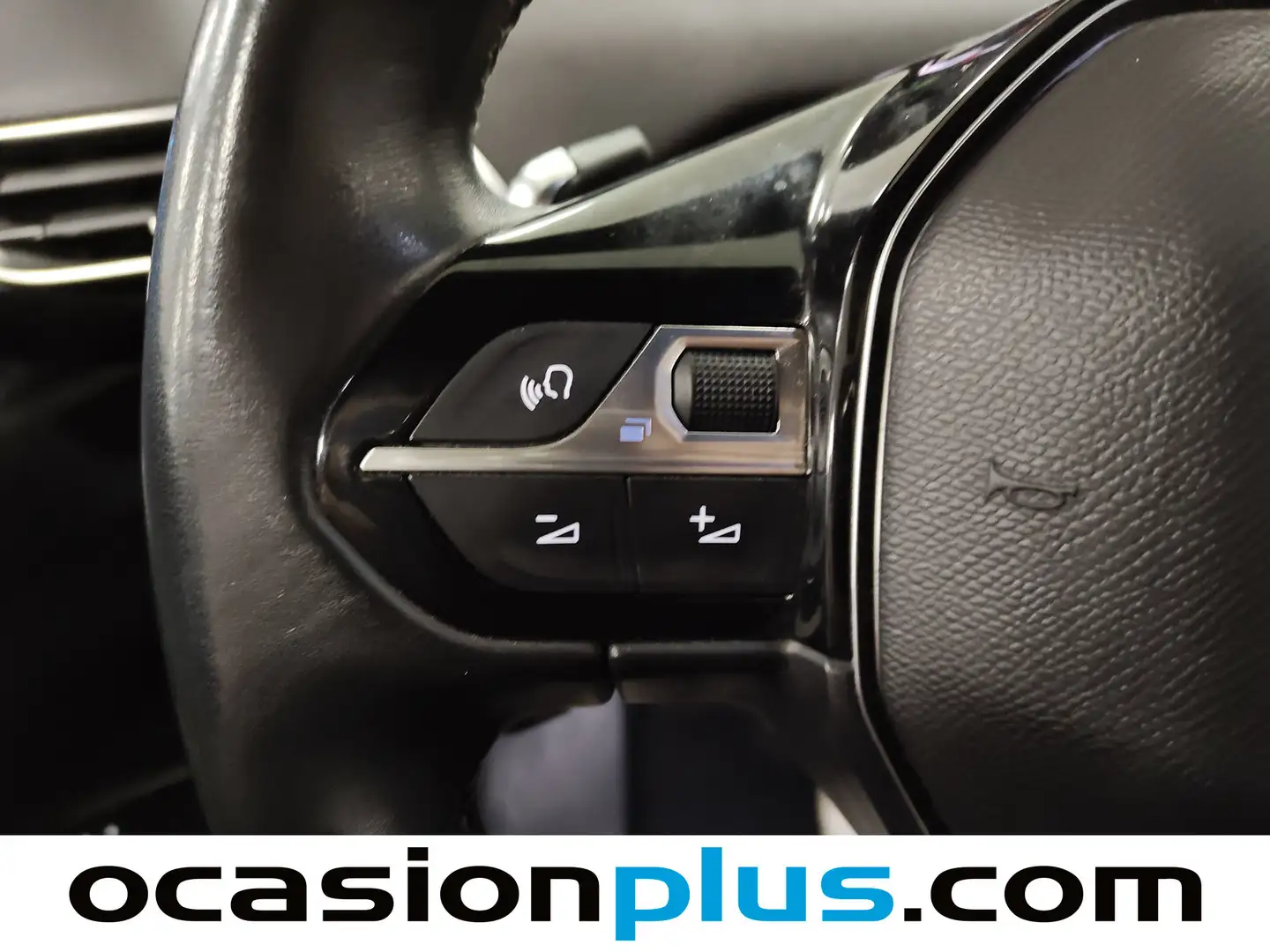 Foto Peugeot 5008 Peugeot 5008 PureTech 130 S&S Allure Pack EAT8 (130 CV) 7 Plazas