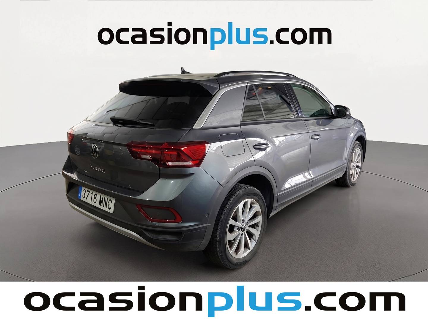 Foto trasera Volkswagen T-Roc Volkswagen T-Roc Life 1.0 TSI (110 CV) derecha