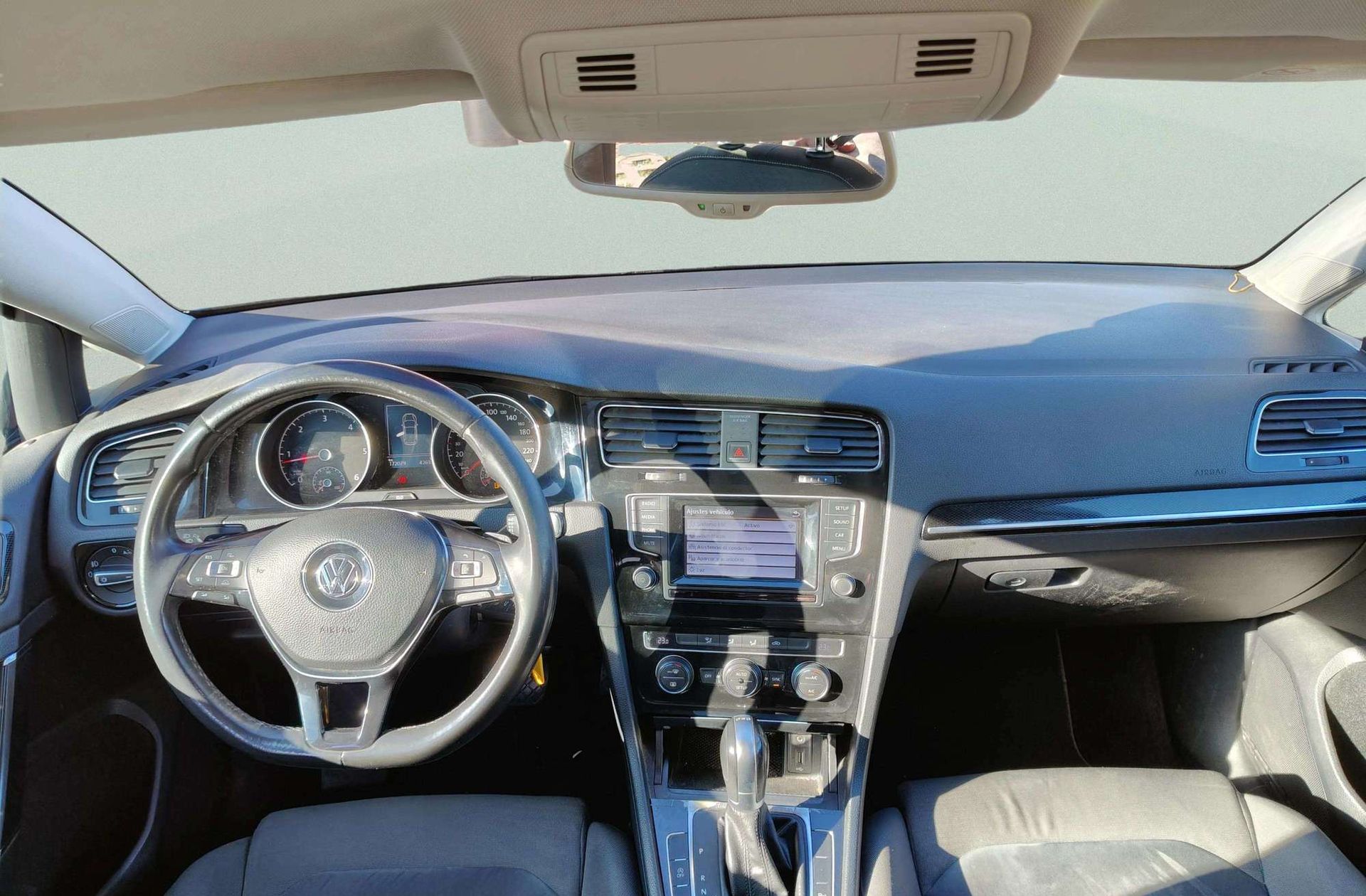 Volkswagen Golf Sport 2.0 TDI BMT DSG - foto 6