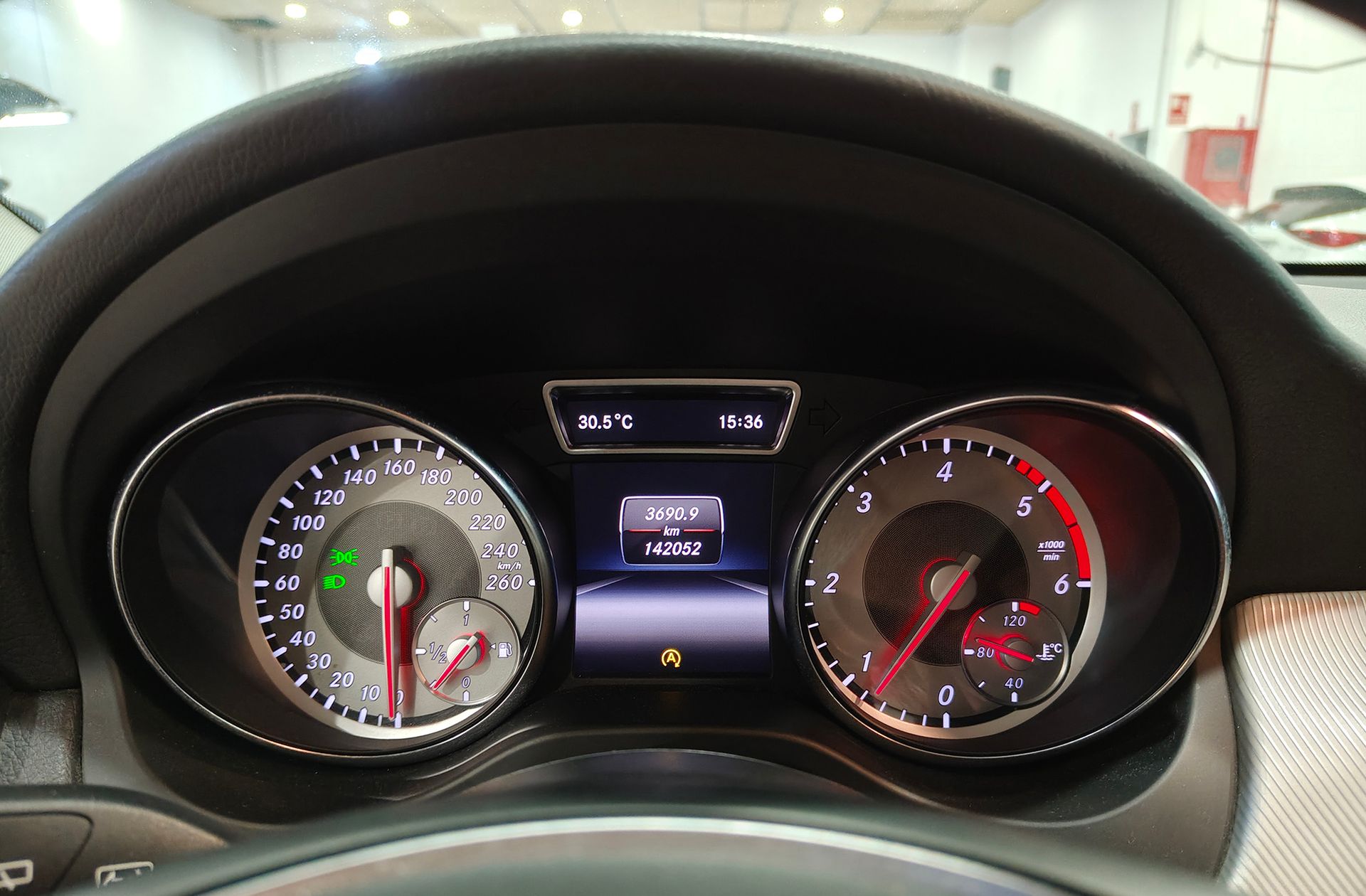 Mercedes-Benz CLA Shooting Brake CLA 200 d AMG Line - foto 20