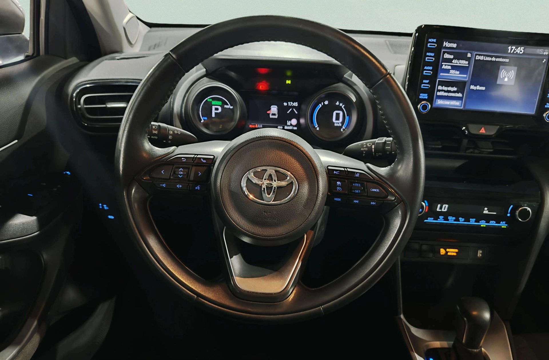 Toyota Yaris Cross 120H Business Plus - foto 19