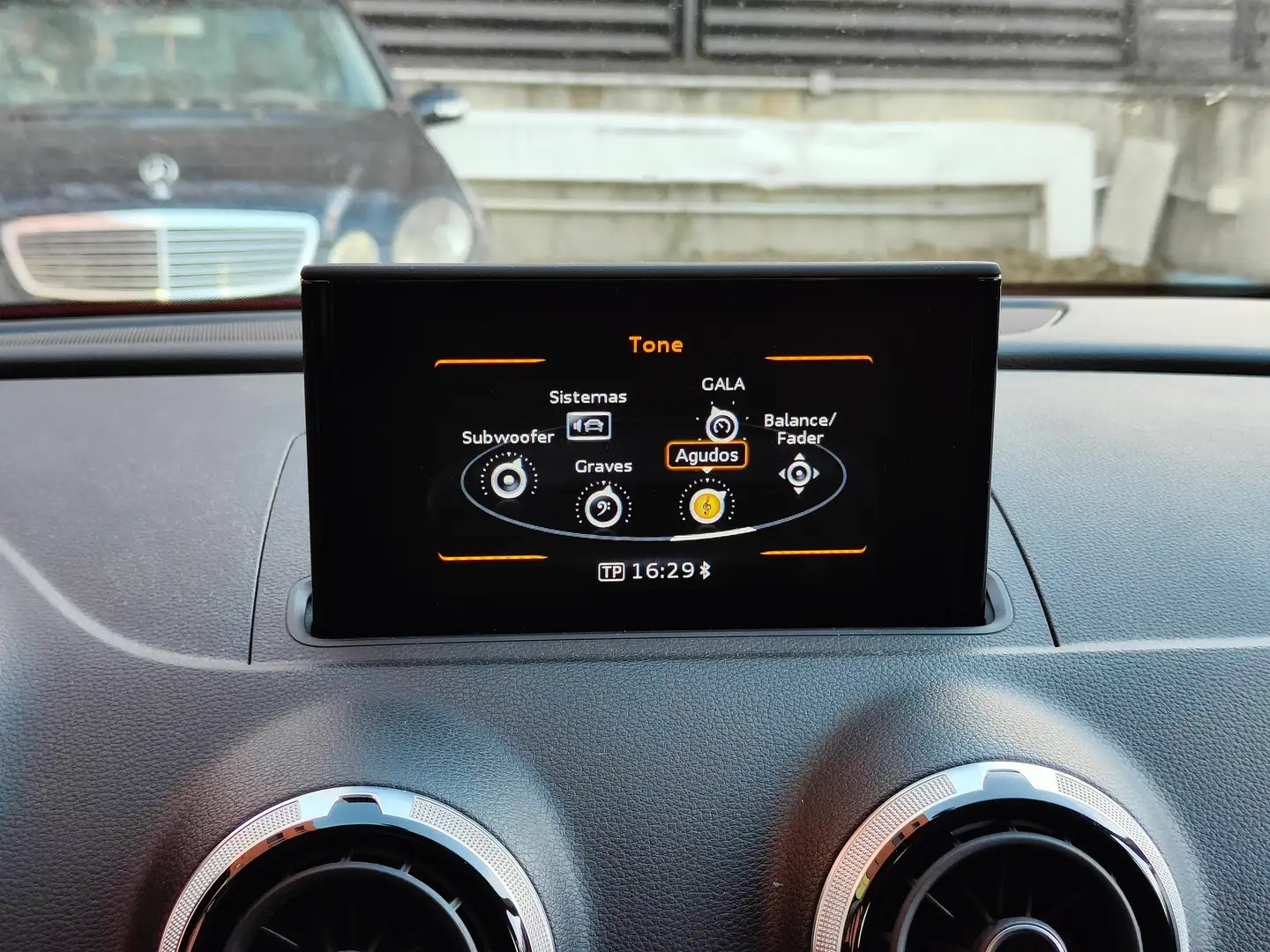 Foto Audi A3 Audi A3 Sportback Advanced 1.6 TDI clean diesel  (110 CV)