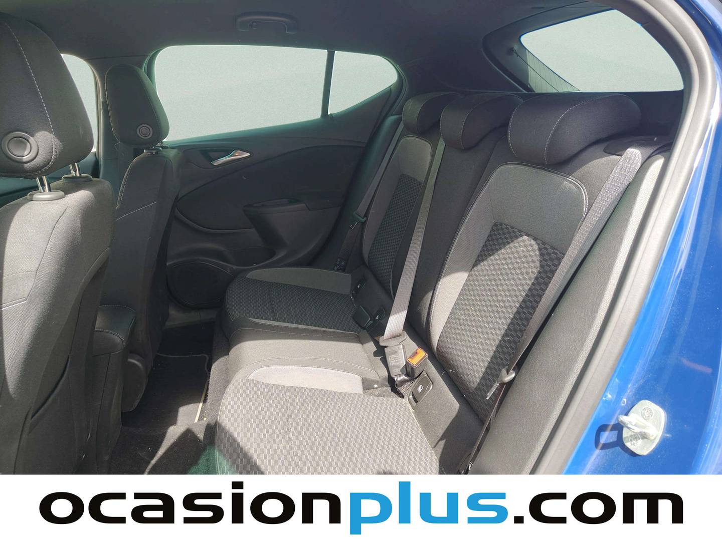 Foto asientos traseros Opel Astra Opel Astra 1.2 Turbo SHL GS Line (110 CV)