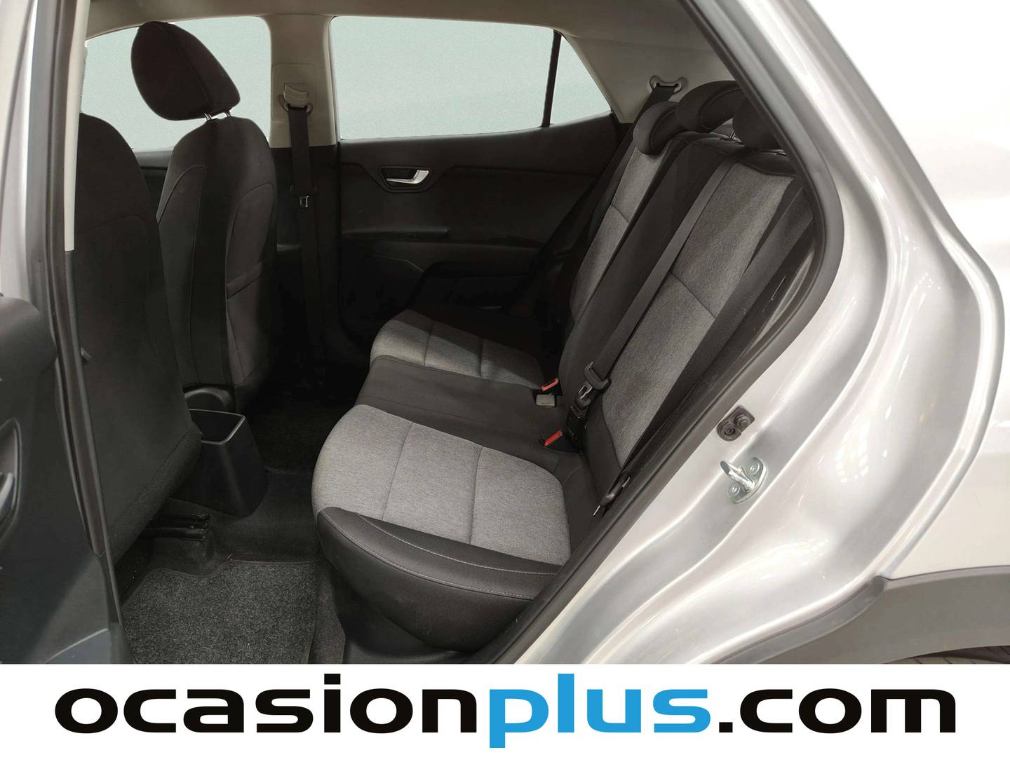 Foto asientos traseros KIA Stonic KIA Stonic 1.2 DPi Drive (79 CV)