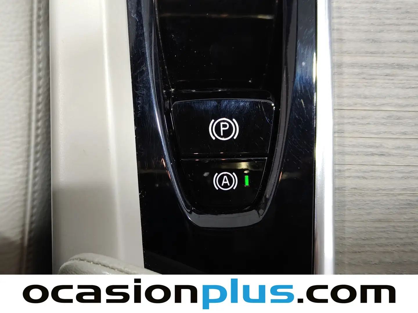 Foto Volvo XC60 Volvo XC60 B4 D Plus Bright AWD Auto (197 CV)