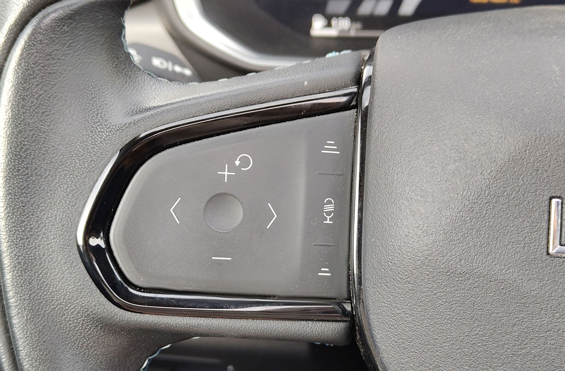 Lynk & Co 01 1.5 PHEV - foto 32