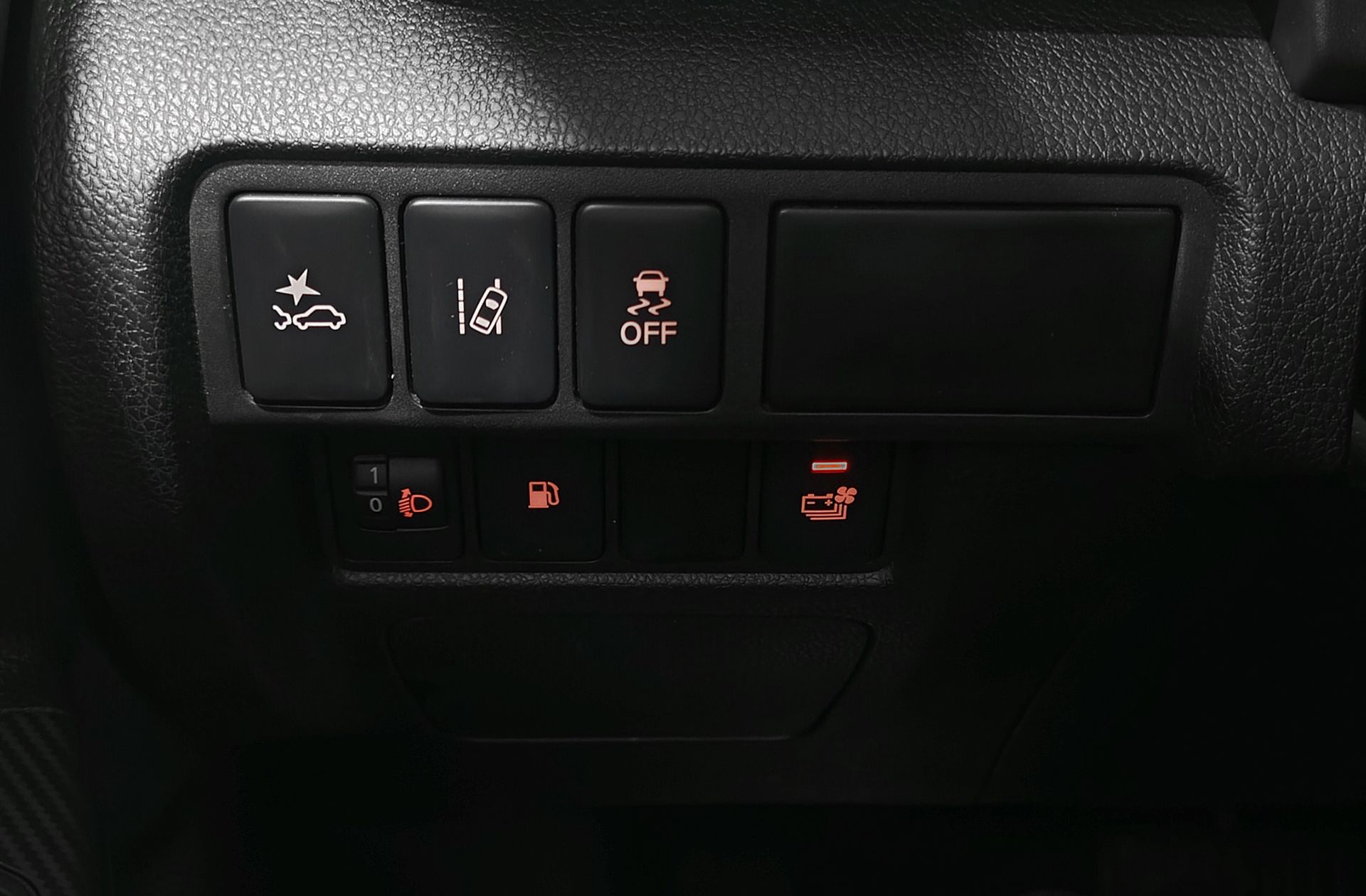 Mitsubishi Eclipse Cross 2.4 PHEV Kaiteki 4WD - foto 27