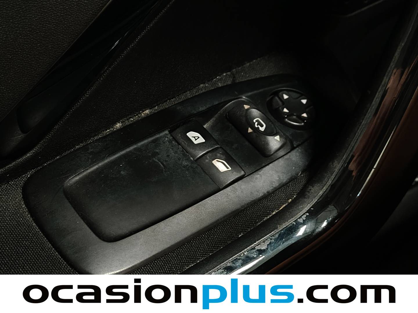 Peugeot 208 Peugeot 208 PureTech Signature (82 CV) al mejor precio