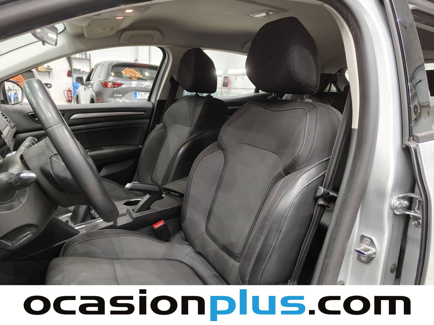 Foto asientos delanteros Renault Mégane Renault Megane Equilibre Blue dCi (115 CV)