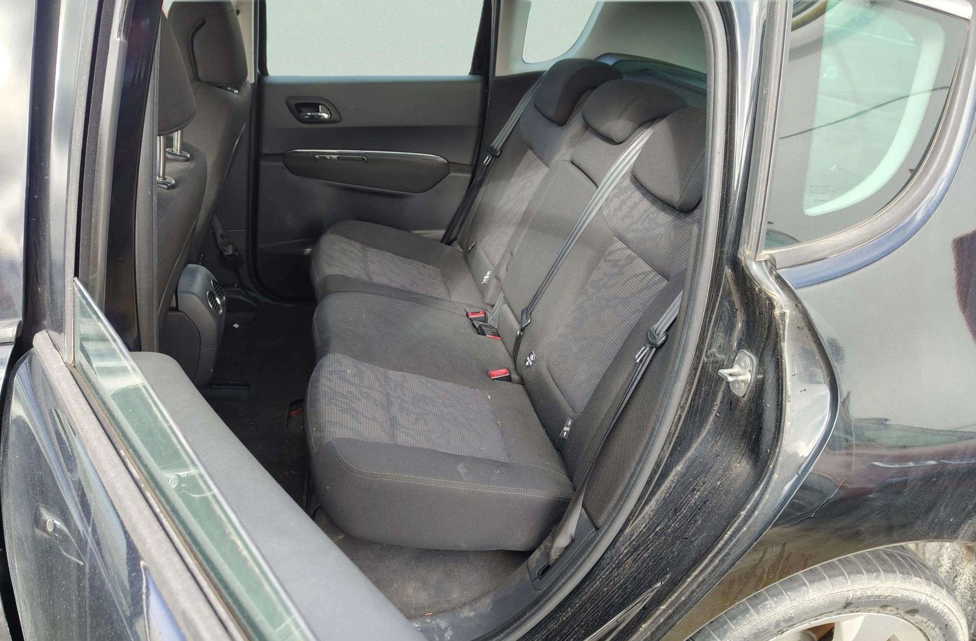 Peugeot 3008 1.6 THP Premium - foto 9