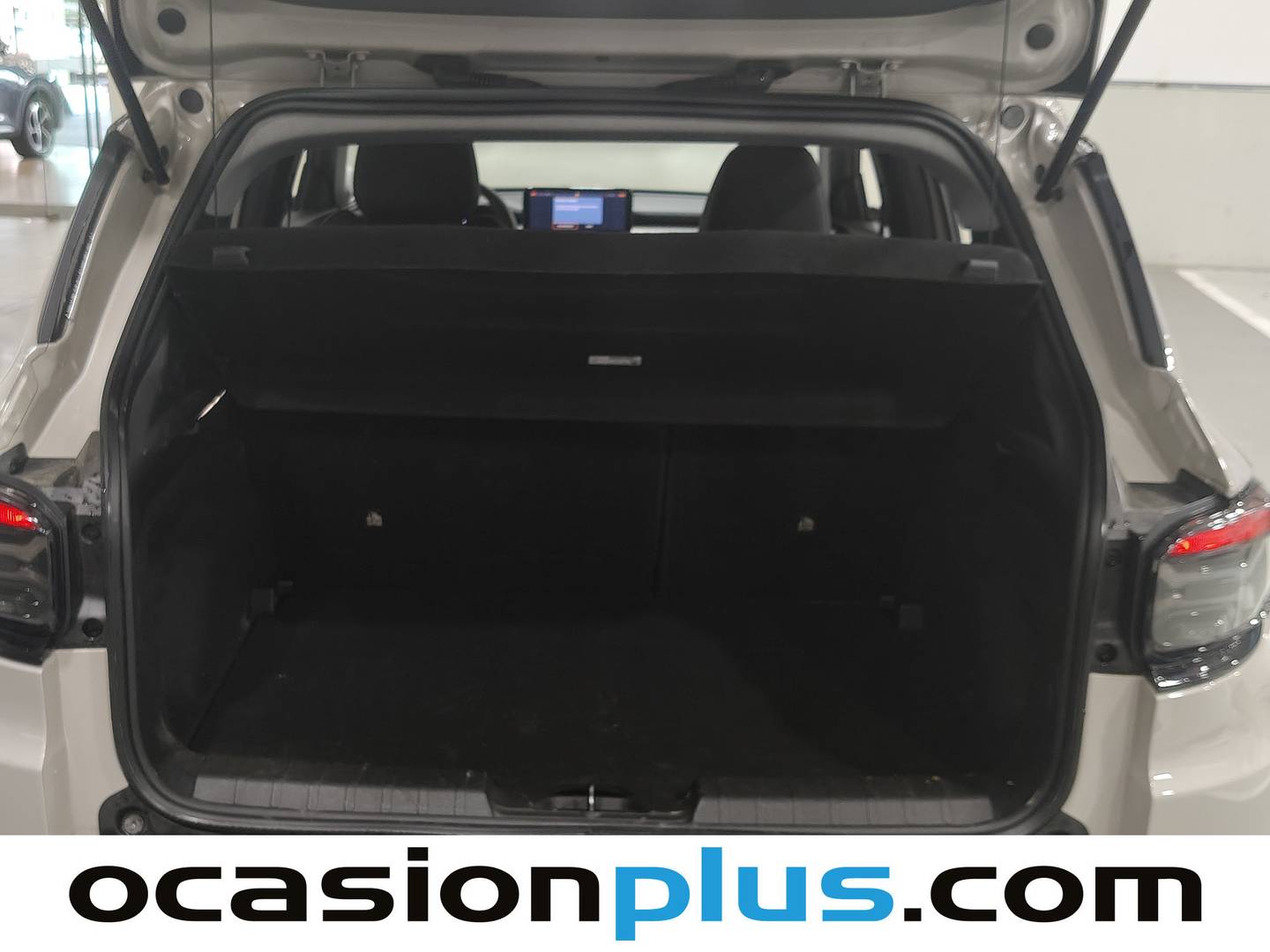 Fotos maletero Jeep Avenger Jeep Avenger 1.2 eHybrid Altitude (100 CV)
