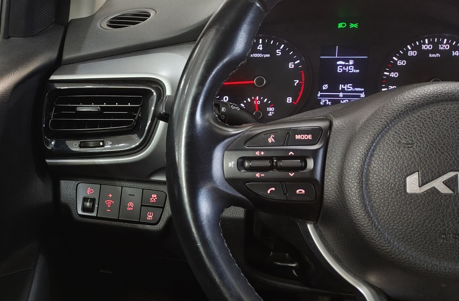 Kia Stonic 1.0 T-GDi Concept - foto 24