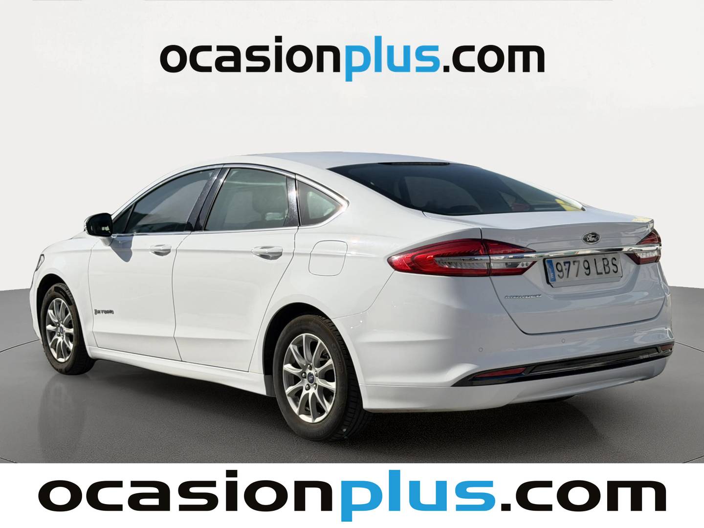 Foto trasera Ford Mondeo Ford Mondeo 2.0 Híbrido Titanium HEV AT 137 kW (187 CV) izquierda