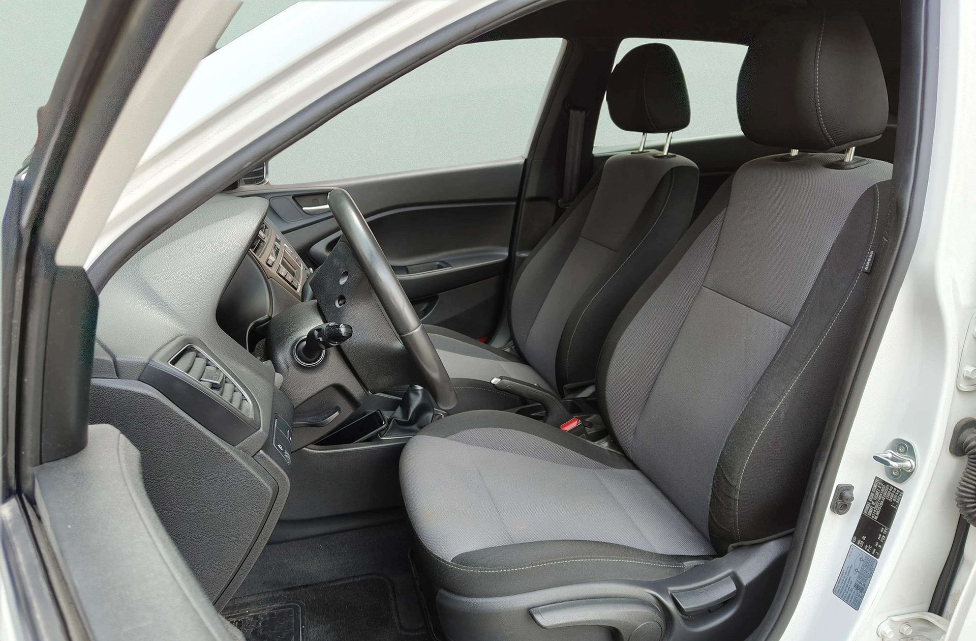 Hyundai i20 1.2 MPI Fresh - foto 8