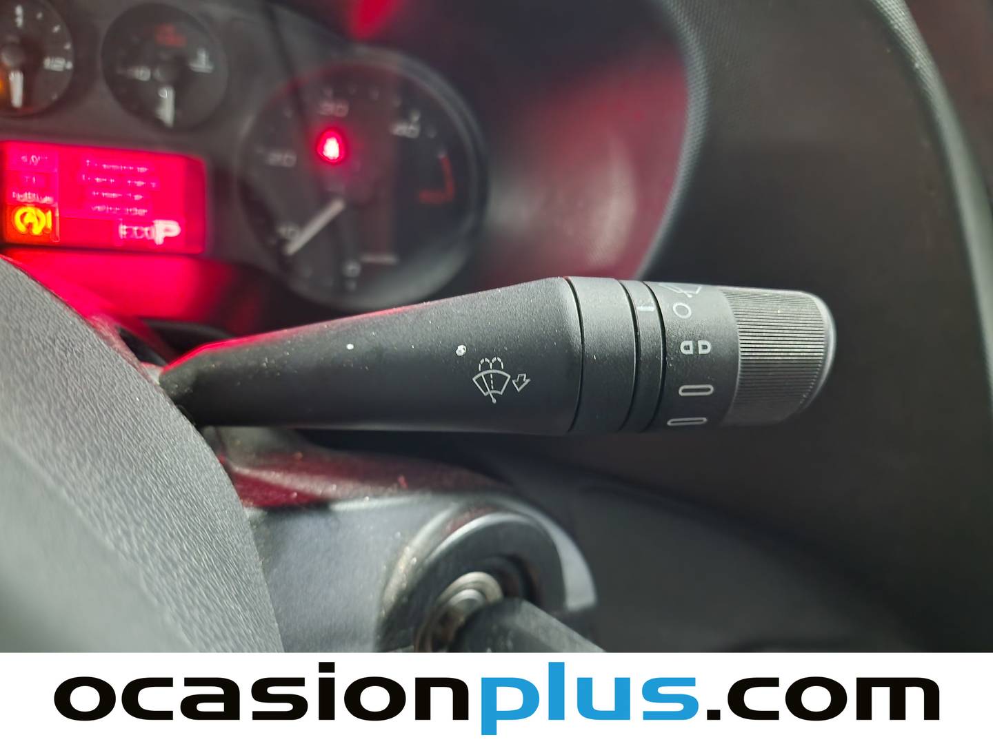 Acabados Iveco Daily Iveco Daily Furgon 35S 16H V 3520/H2 (156 CV) 3 Plazas