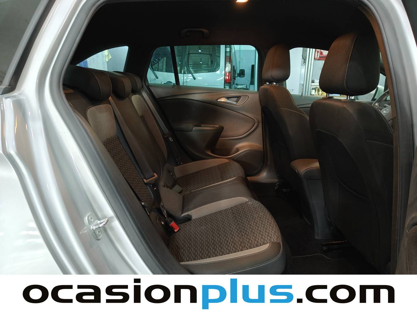 Foto Opel Astra Opel Astra Opel Astra Sports Tourer 1.4 Turbo SHT Elegance CVT 107 kW (145 CV)