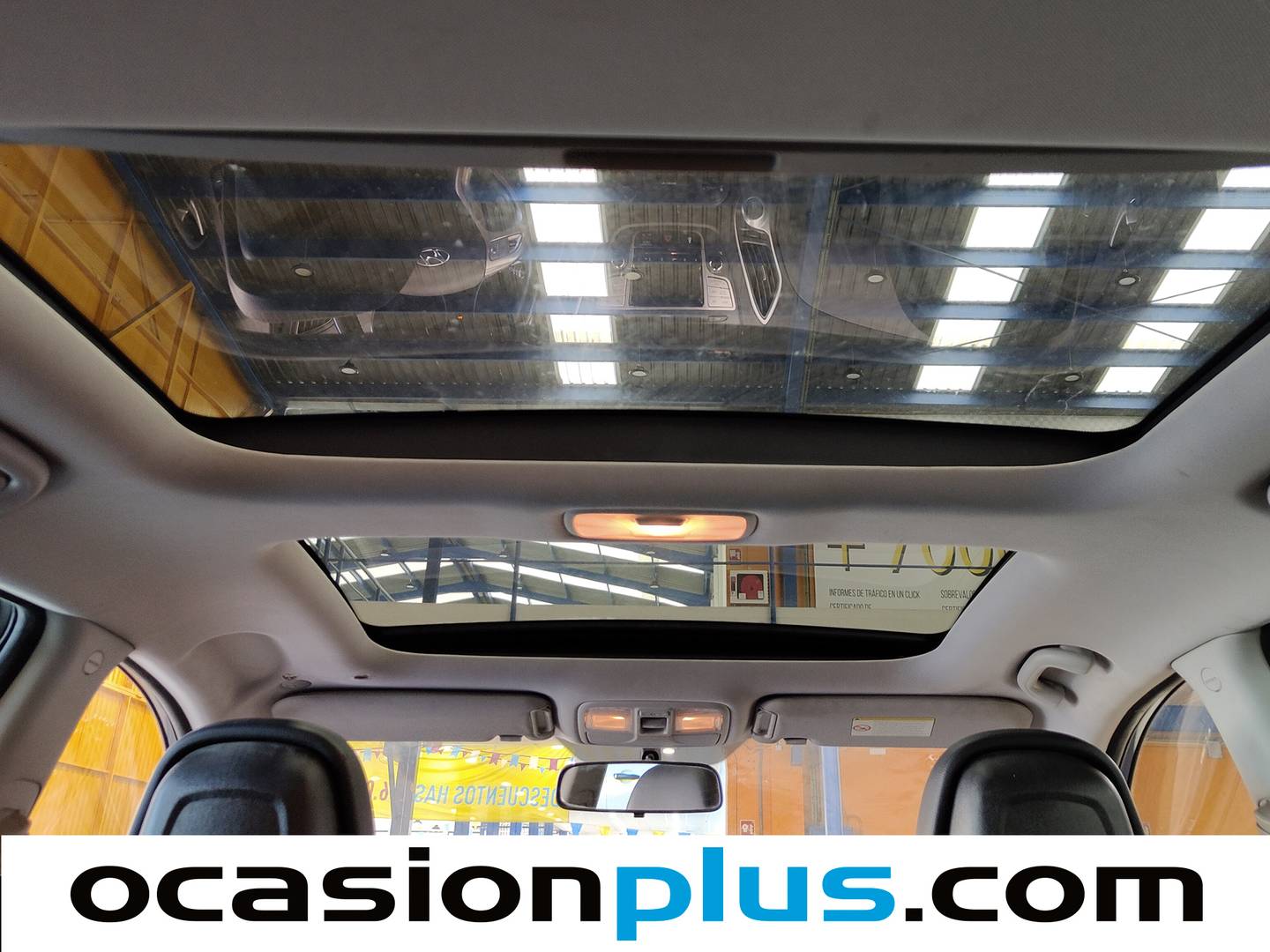 Extras y acabados del Hyundai ix35 Hyundai ix35 1.7 CRDI GLS Comfort Sky 4x2 (116 CV)