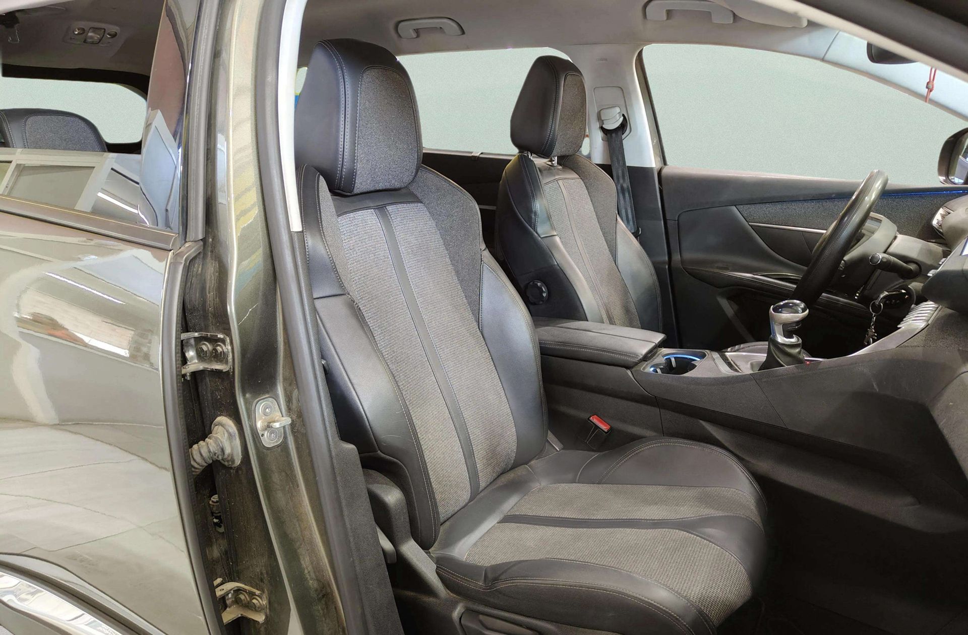 Peugeot 5008 BlueHDi 130 Allure 7 plazas - foto 18