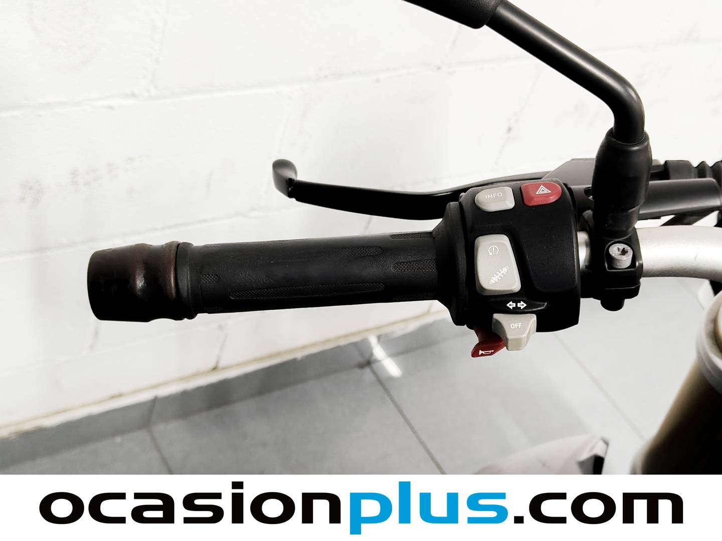 BMW Motorrad F 800 R BMW Motorrad F 800 R (90 CV) manual