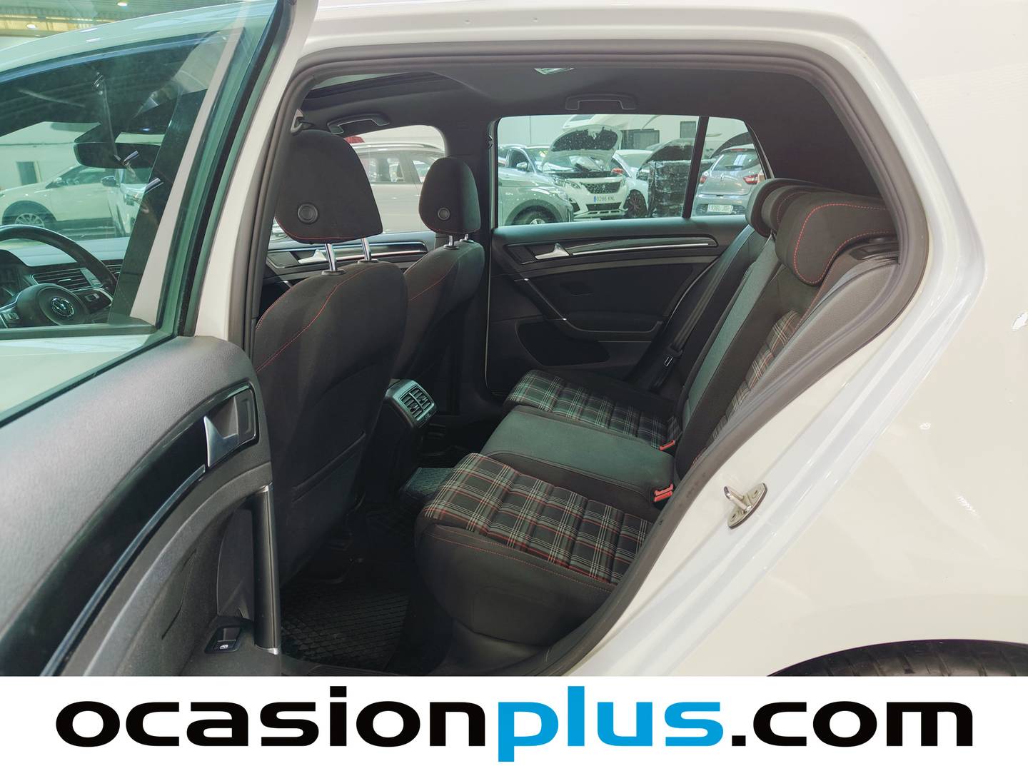 Foto asientos traseros Volkswagen Golf Volkswagen Golf GTI Performance 2.0 TSI (230 CV) DSG