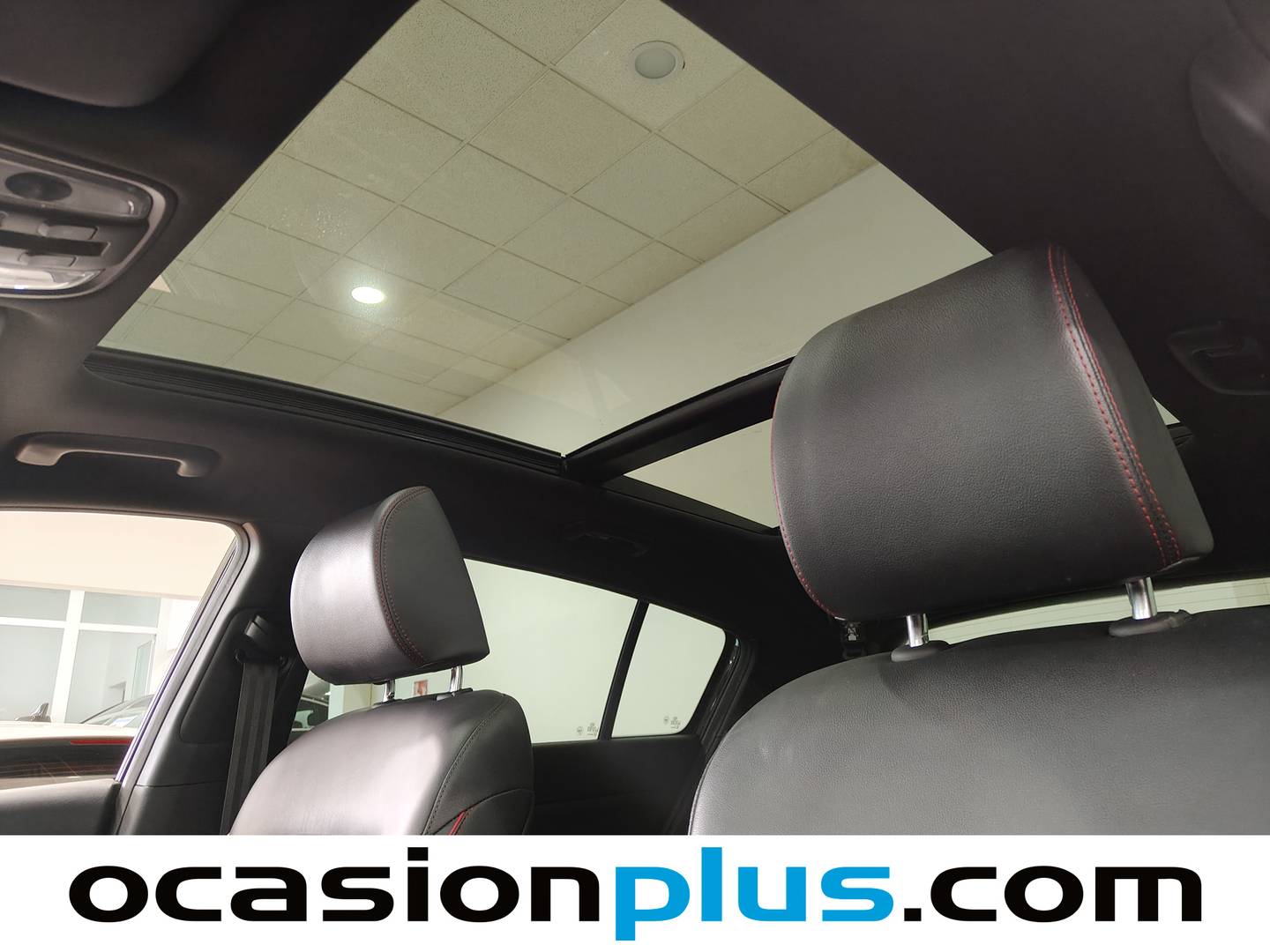 Extras y acabados del KIA Sportage KIA Sportage 1.6 MHEV GT Line Xtreme 4X2 DCT (136 CV)