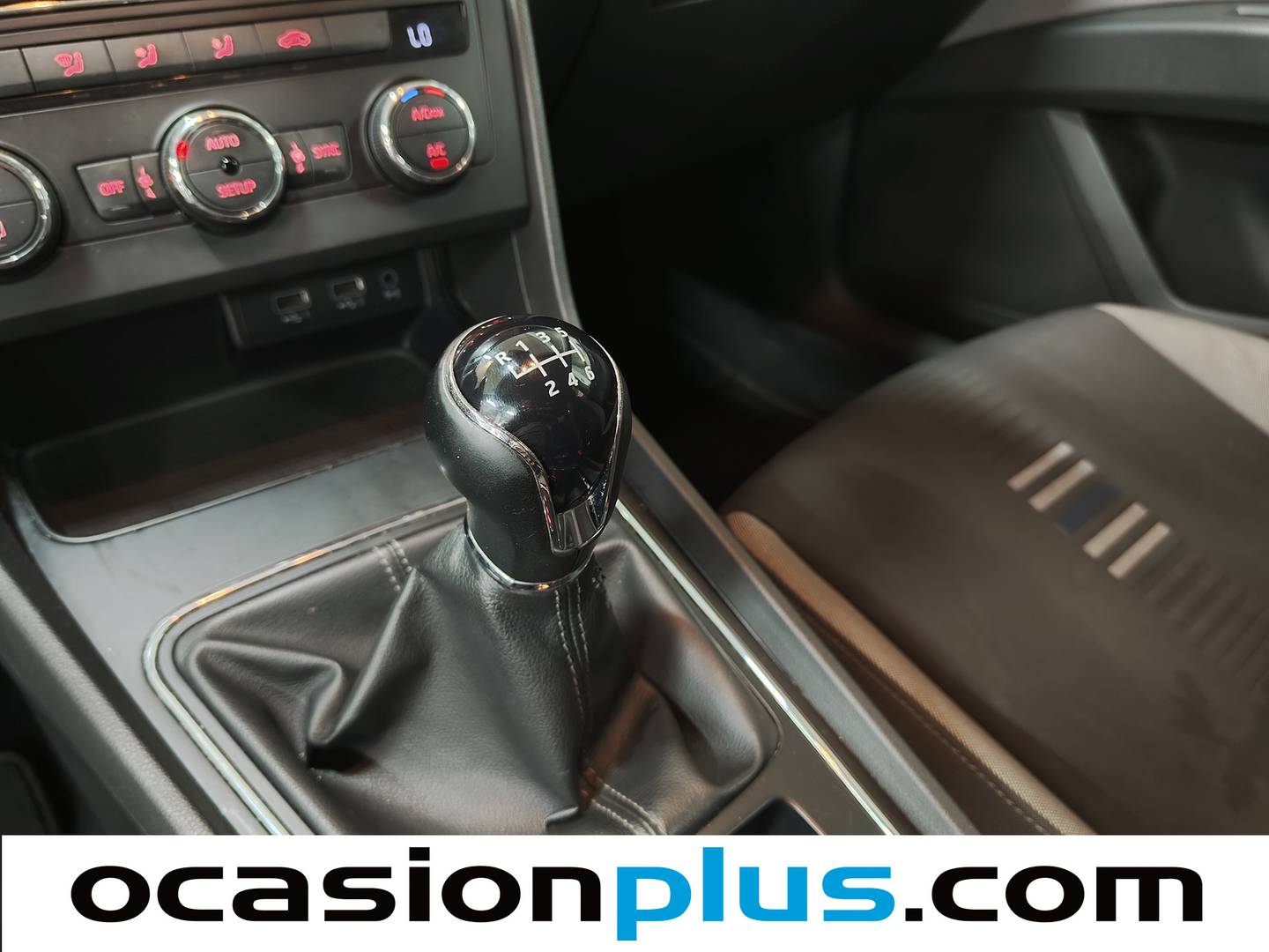 Seat León Seat León 1.0 EcoTSI S&S Style Visio Edition (115 CV) de segunda mano