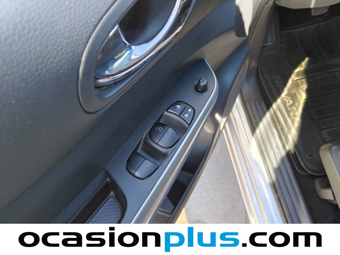 Foto Nissan Navara Nissan Navara 2.3 dCi Doble Cabina Acenta (190 CV)