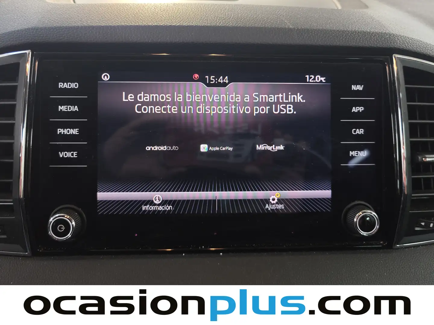 Foto Skoda Karoq Skoda Karoq 1.5 TSI ACT Ambition DSG (150 CV)