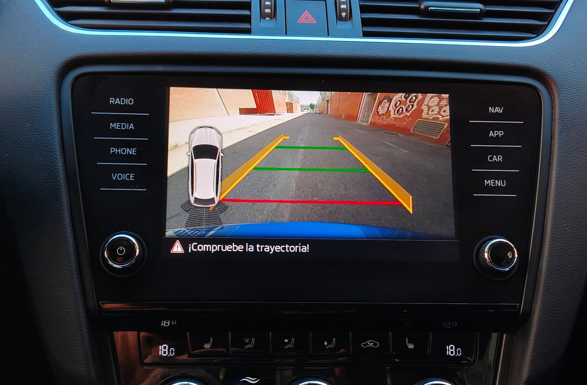 Škoda Octavia Combi 1.5 TSI Ambition - foto 7