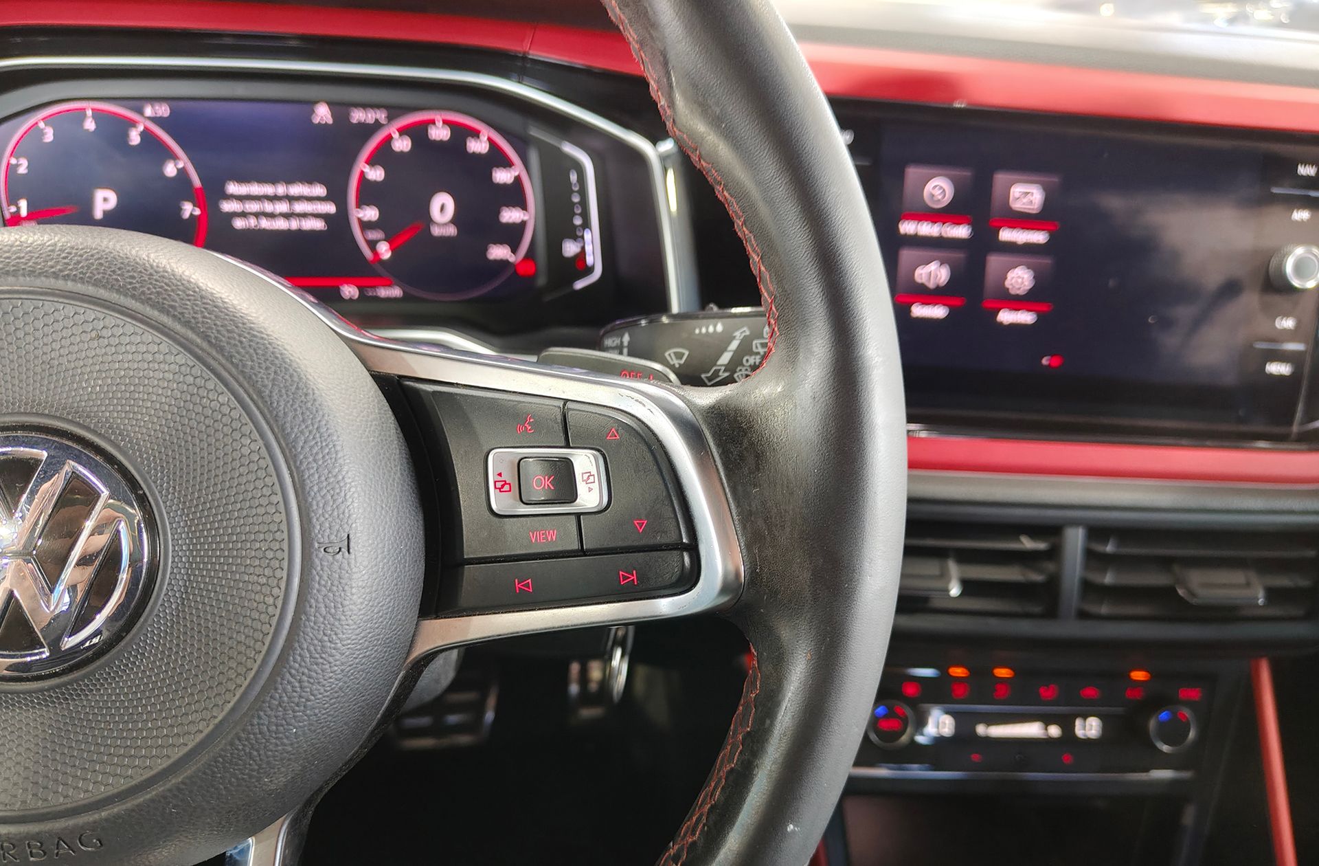 Volkswagen Polo GTI 2.0 TSI DSG - foto 26