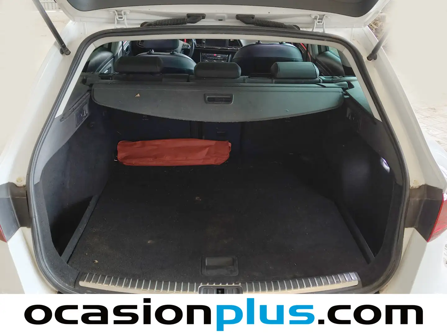 Foto Seat León SEAT León ST ST 2.0 TDI S&S FR Advanced DSG (184 CV)