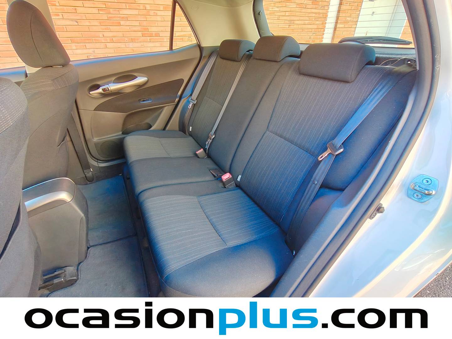 Foto asientos traseros Toyota Auris Toyota Auris 1.4 VVT-I Luna (97 CV)