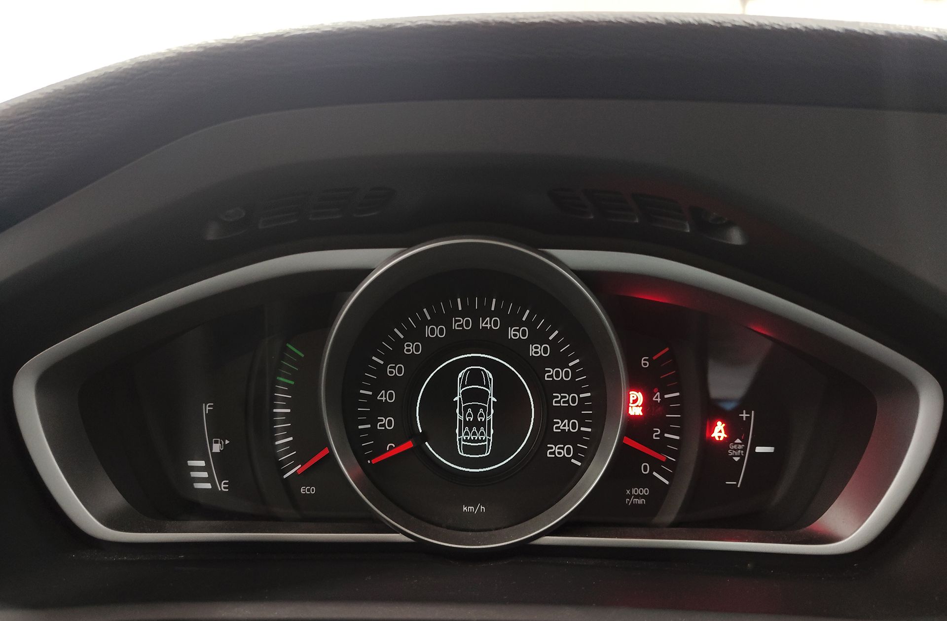 Volvo V40 D2 Kinetic - foto 22