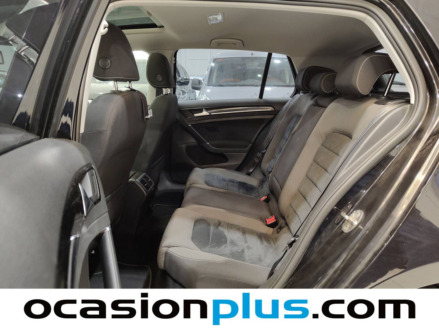 Foto asientos traseros Volkswagen Golf Volkswagen Golf Sport 1.6 TDI (105 CV)