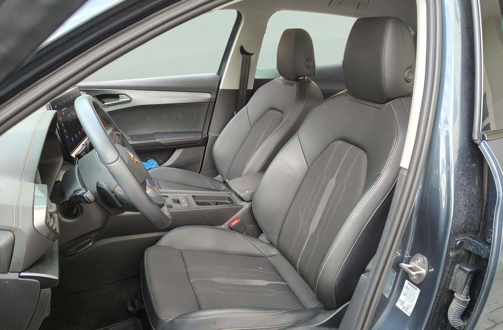 Cupra Formentor 1.5 TSI DSG - foto 12