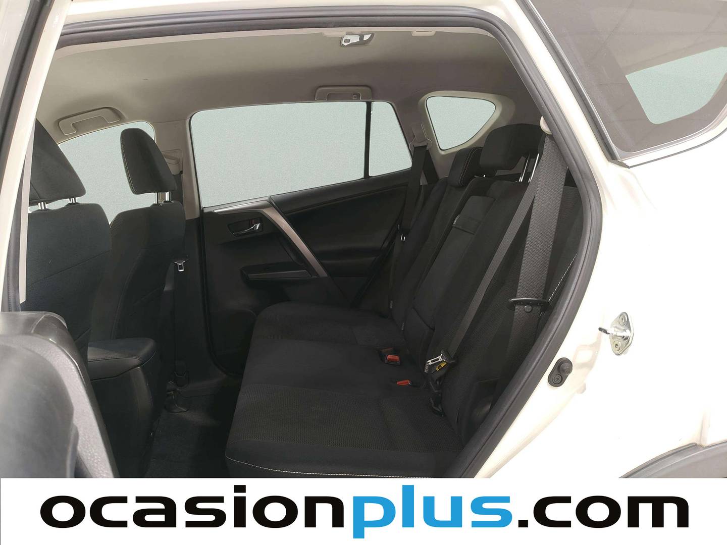 Foto asientos traseros Toyota Rav4 Toyota Rav4 2.5l hybrid Advance 4WD (197 CV)