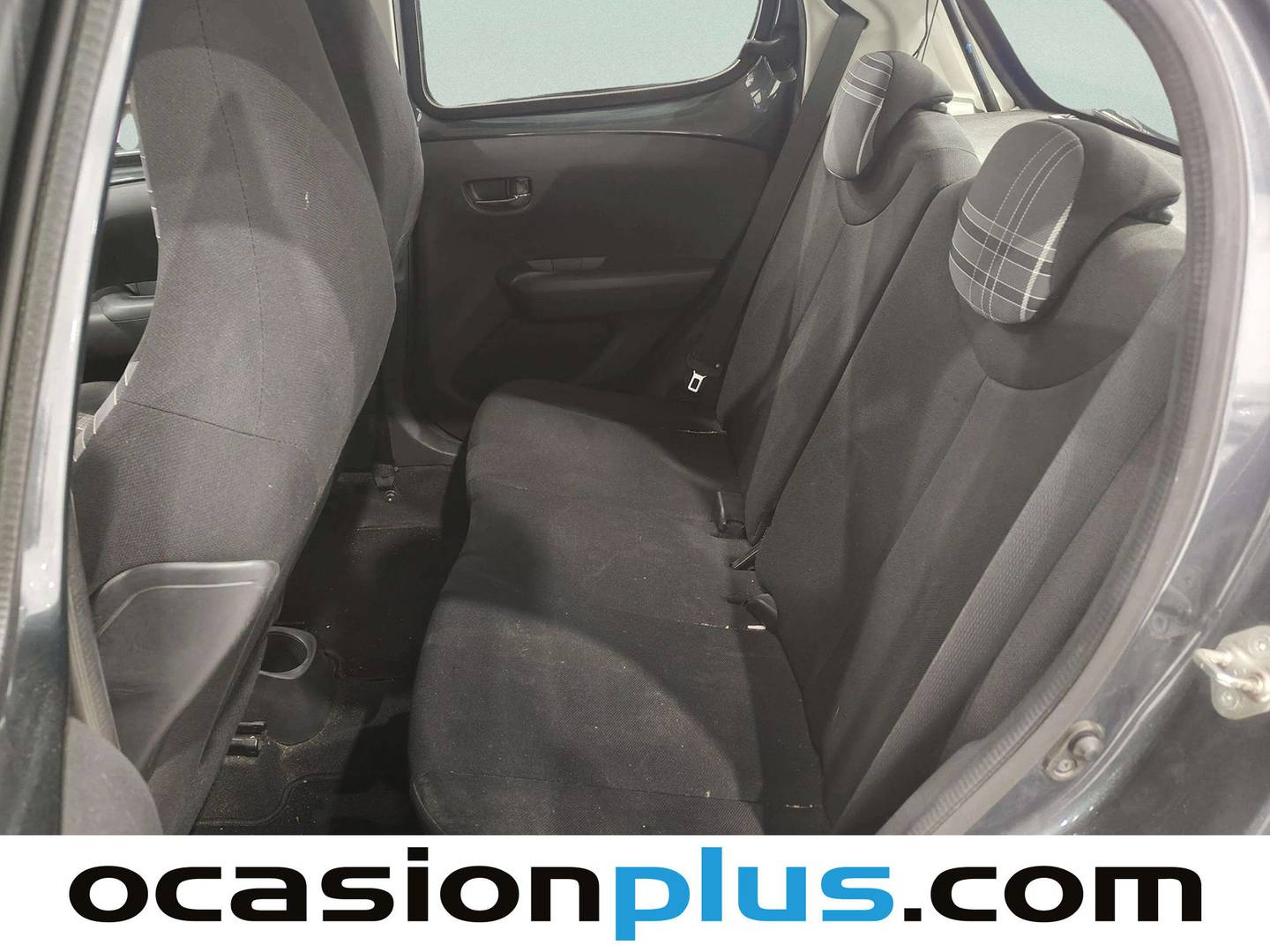 Foto asientos traseros Peugeot 108 Peugeot 108 1.2 PureTech Allure (82 CV)