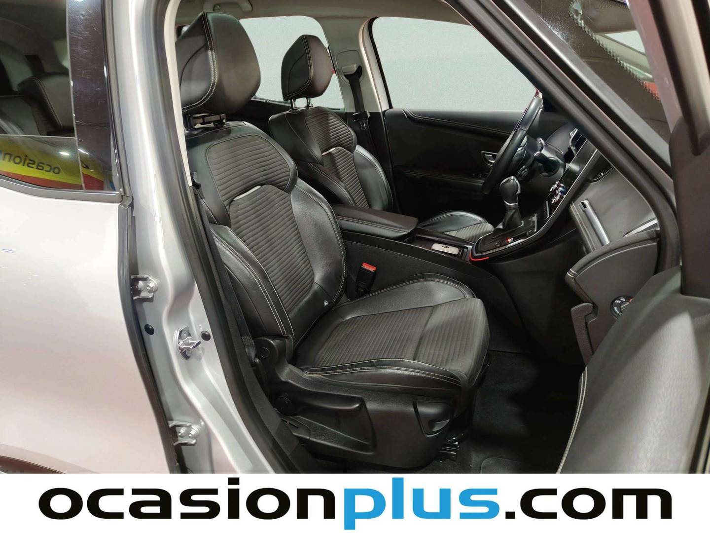 Foto Renault Grand Scénic Renault Grand Scenic Limited TCe (140 CV) EDC GPF 7 Plazas