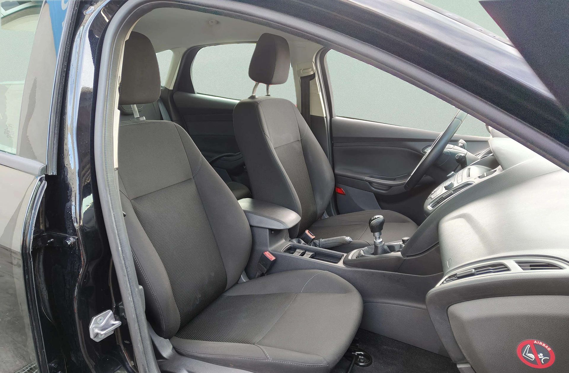 Ford Focus 1.0 EcoBoost Trend+ - foto 17