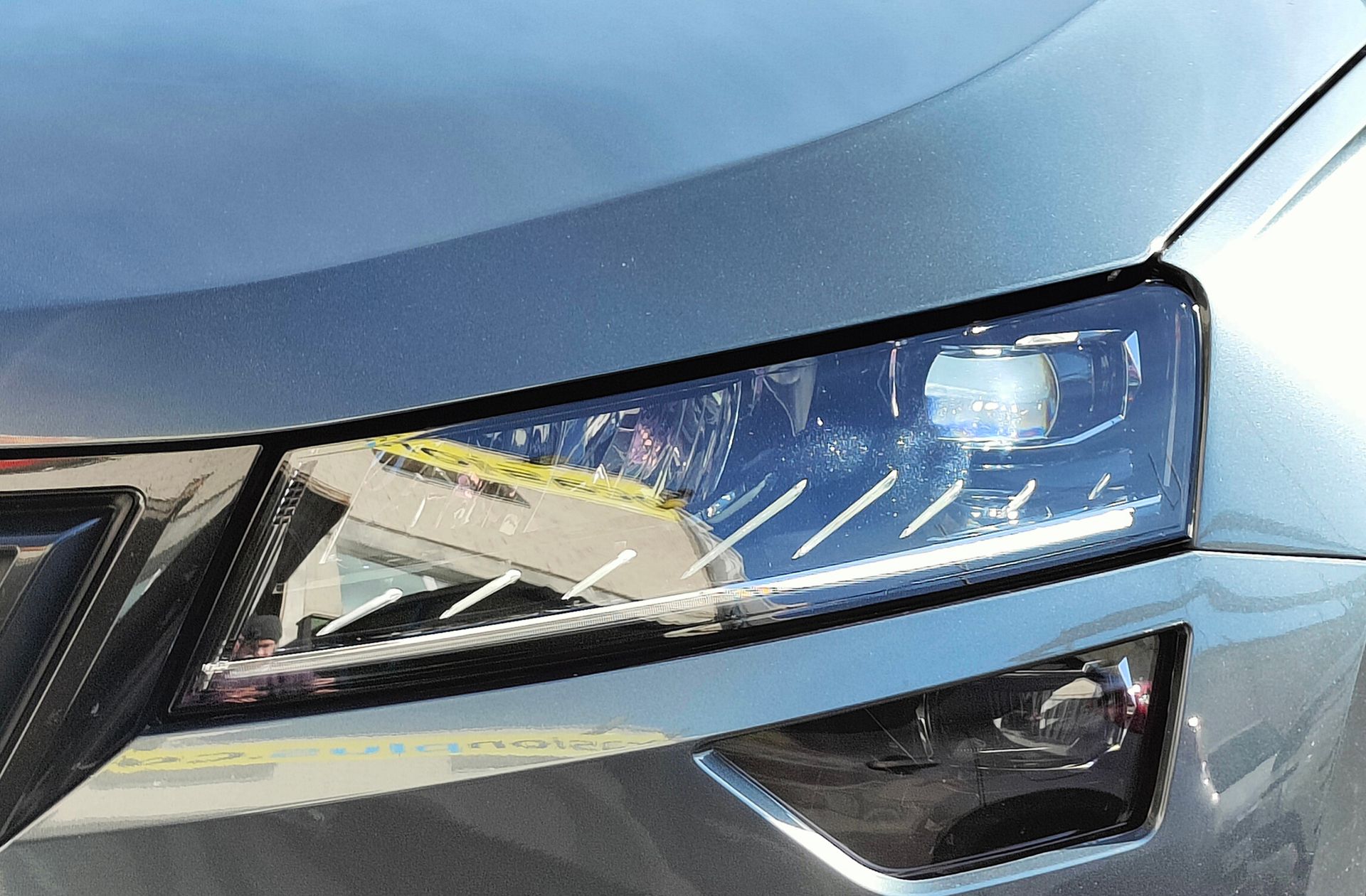 Škoda Karoq 1.5 TSI ACT Sportline DSG - foto 17