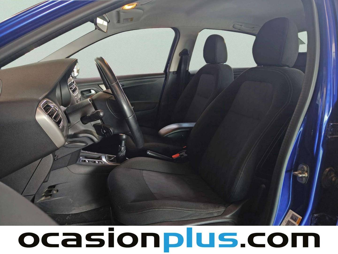 Foto asientos delanteros Citroën C-Elysée Citroën C-Elysee PureTech 82 Shine (82 CV)