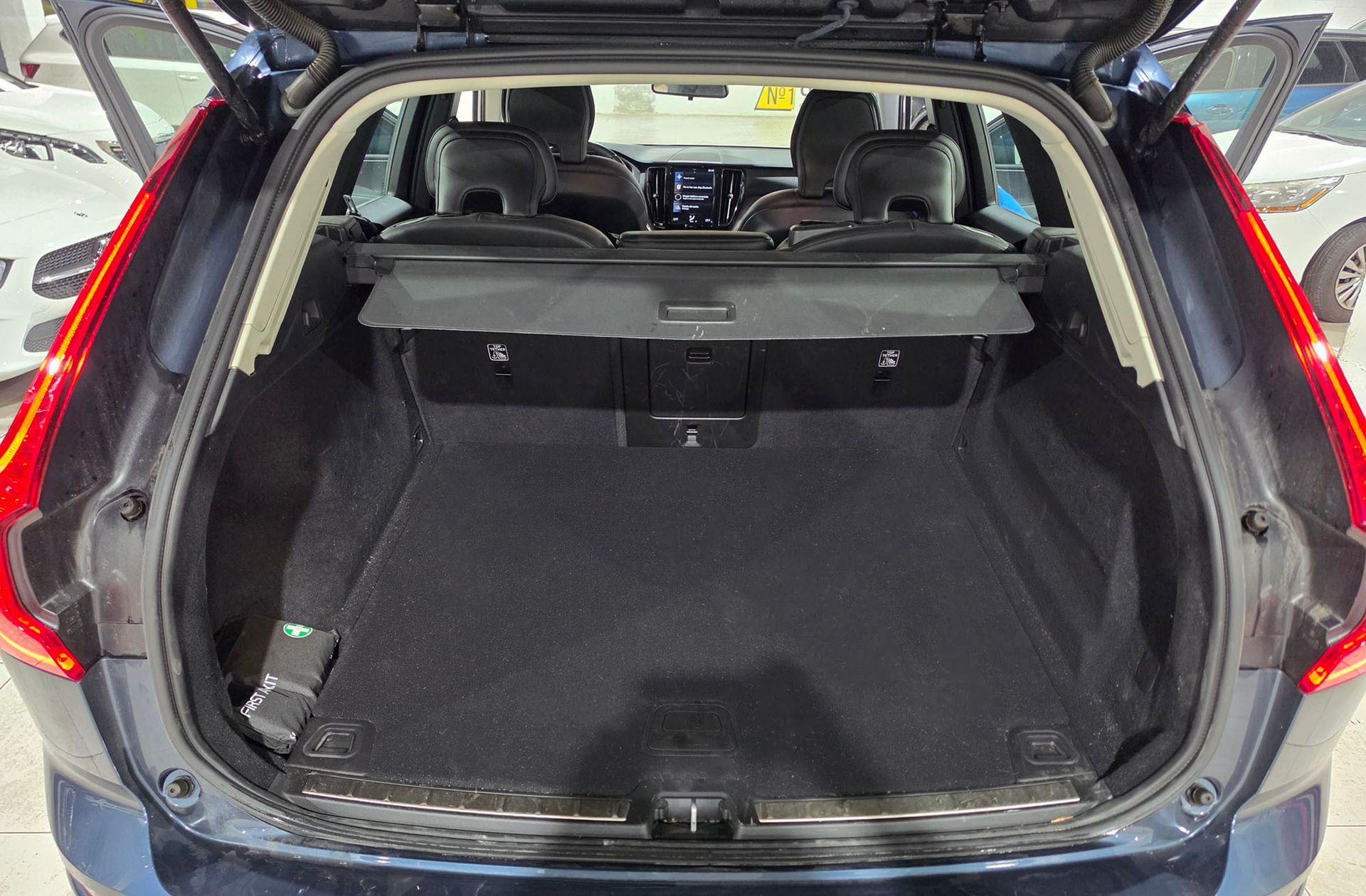 Volvo XC60 T4 Momentum - foto 18
