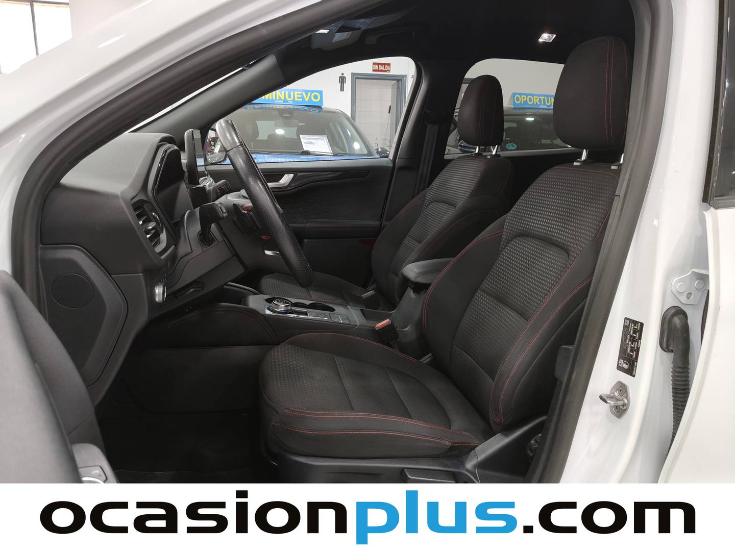Foto asientos delanteros Ford Kuga Ford Kuga 1.5 EcoBlue ST-Line Auto (120 CV)